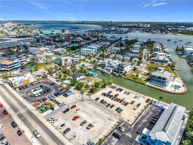1339 Santos Rd, Fort Myers Beach, Florida 33931