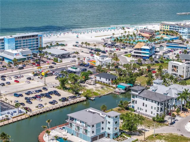 1339 Santos Rd, Fort Myers Beach, Florida 33931