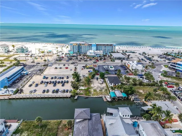 1339 Santos Rd, Fort Myers Beach, Florida 33931