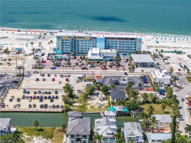 1339 Santos Rd, Fort Myers Beach, Florida 33931