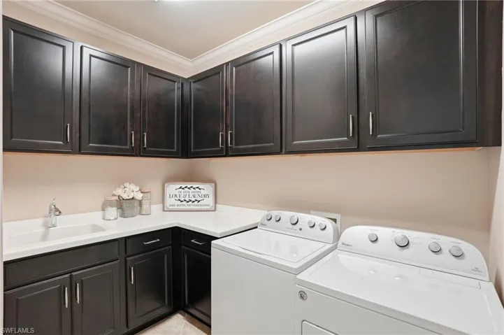 9436 Whooping Crane Way, Naples, Florida 34120