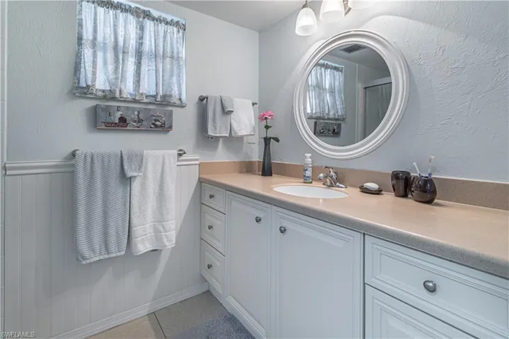Ensuite Bathroom off the Primary Bedroom
