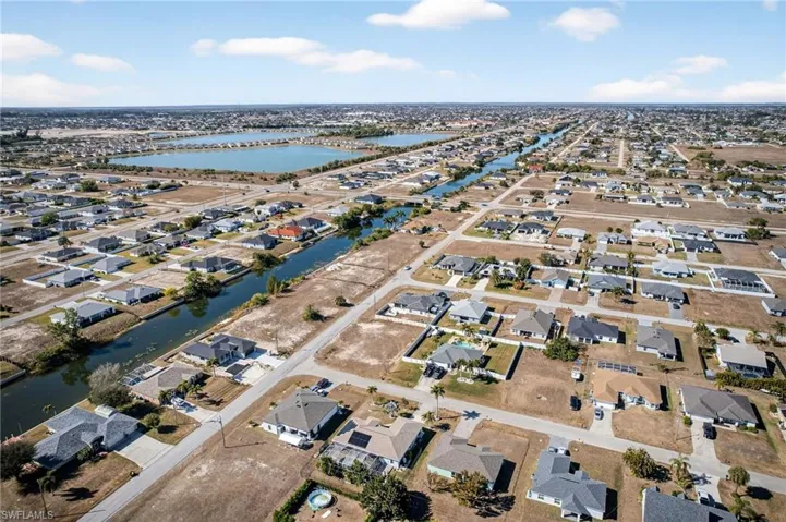 919 Nw 6th Pl, Cape Coral, Florida 33993