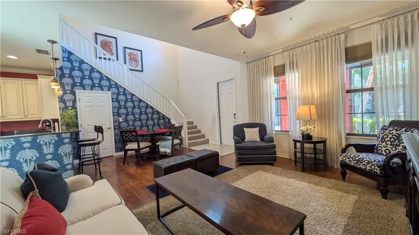 9055  Capistrano N ST, Naples, FL 34113