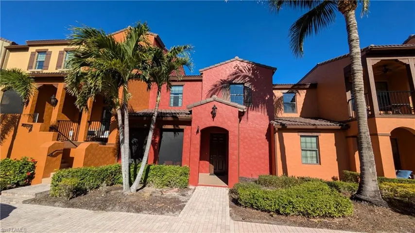 9055  Capistrano N ST, Naples, FL 34113