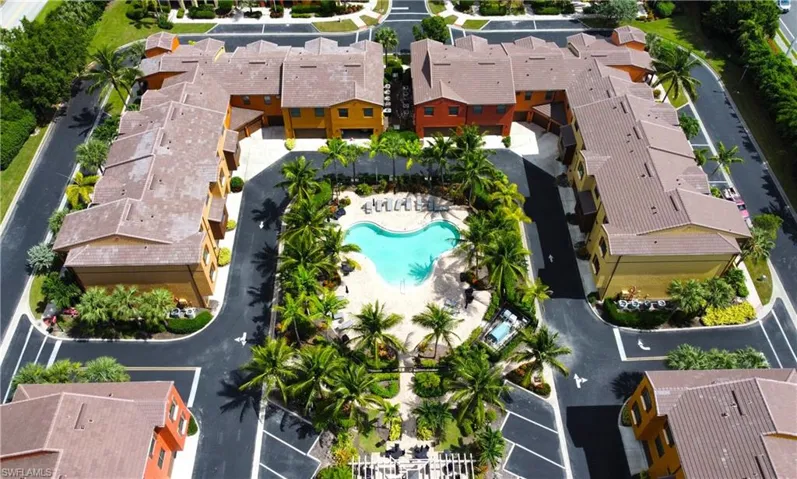 9055  Capistrano N ST, Naples, FL 34113