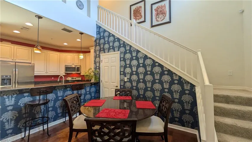 9055  Capistrano N ST, Naples, FL 34113