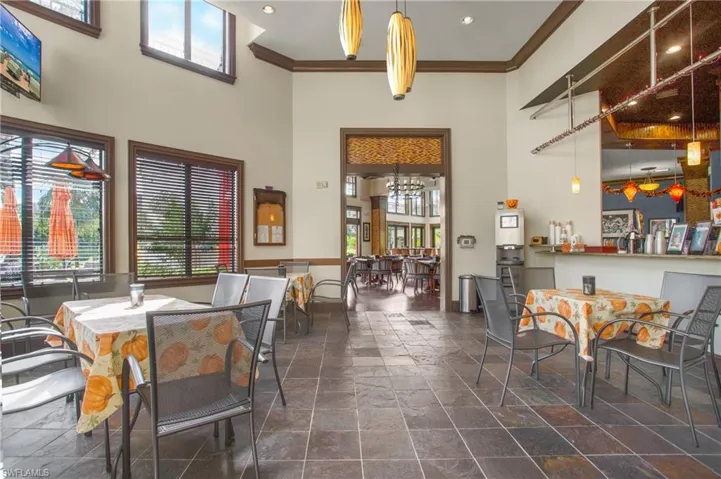 9055  Capistrano N ST, Naples, FL 34113