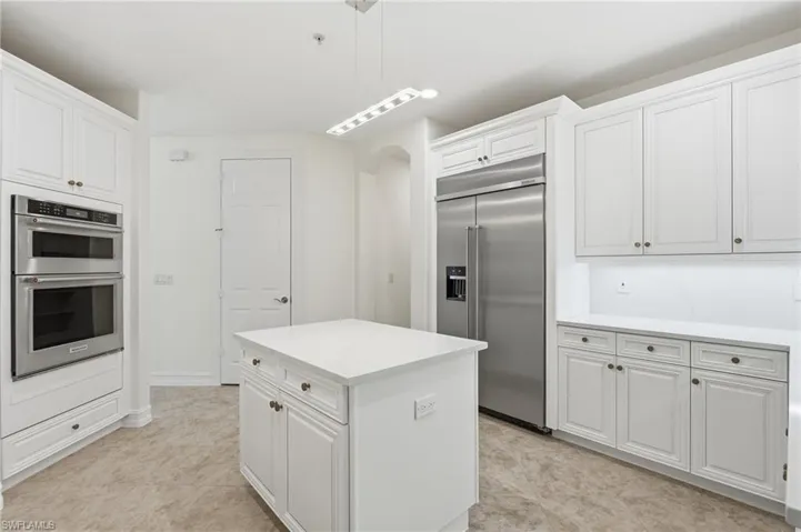 2886 Castillo Ct 101, Naples, Florida 34109