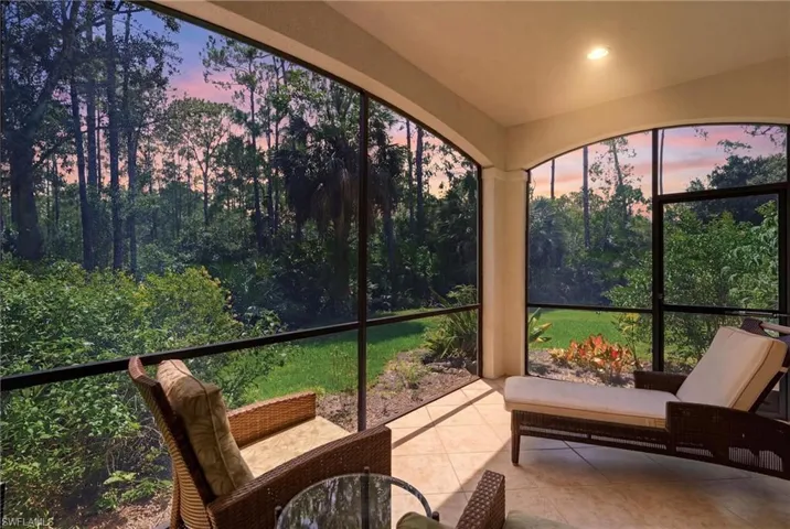 2886 Castillo Ct 101, Naples, Florida 34109