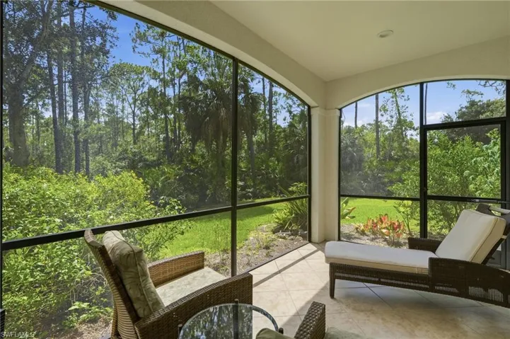 2886 Castillo Ct 101, Naples, Florida 34109