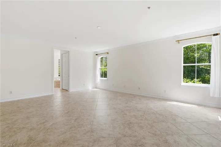 2886 Castillo Ct 101, Naples, Florida 34109