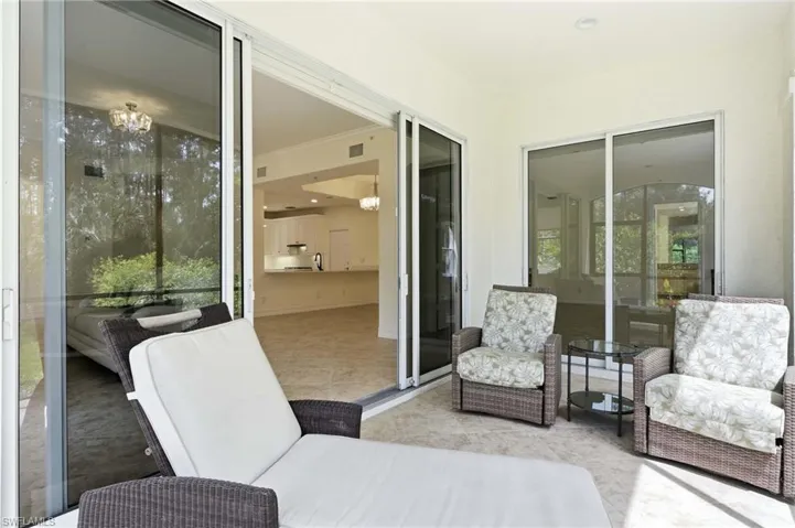 2886 Castillo Ct 101, Naples, Florida 34109