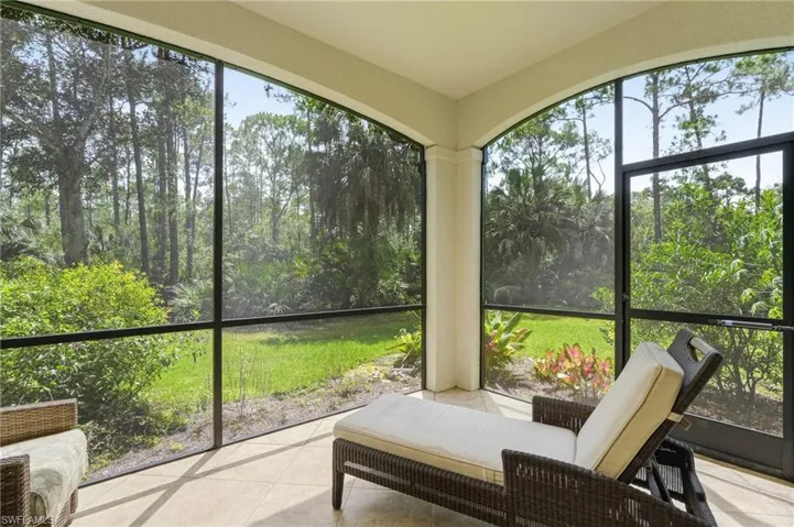 2886 Castillo Ct 101, Naples, Florida 34109