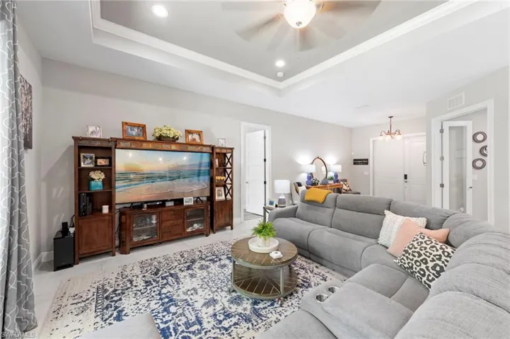 3849  Hopevale  ST, Fort Myers, FL 33905