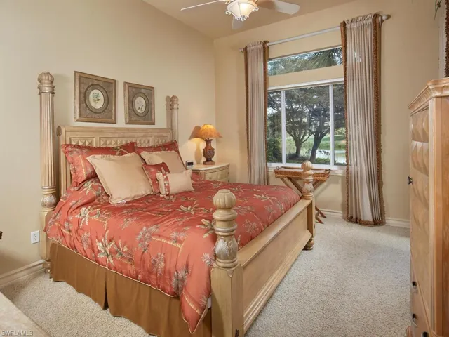 Large ensuite guest bedroom overlooking the lake