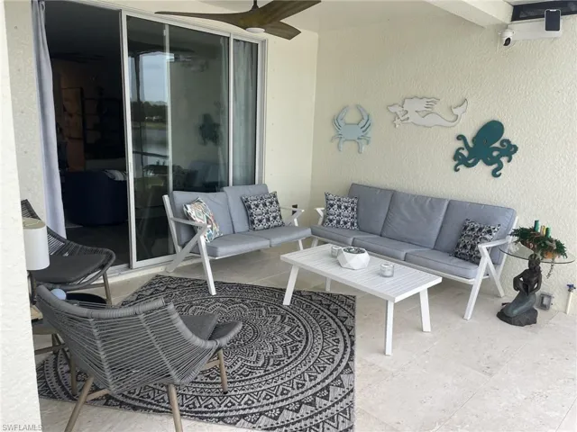 View of patio / terrace featuring outdoor lounge area