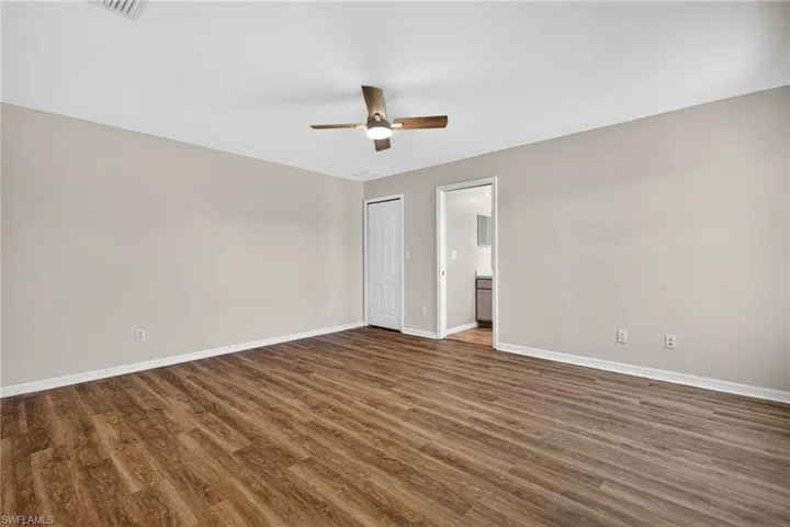 903 Se 5th Ave, Cape Coral, Florida 33990