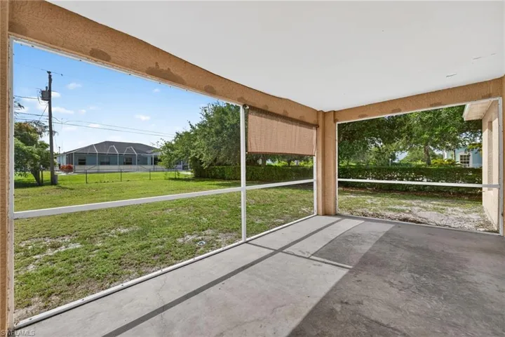903 Se 5th Ave, Cape Coral, Florida 33990