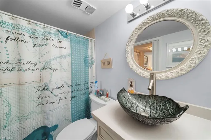 2111  Barkeley  LN, Fort Myers, FL 33907