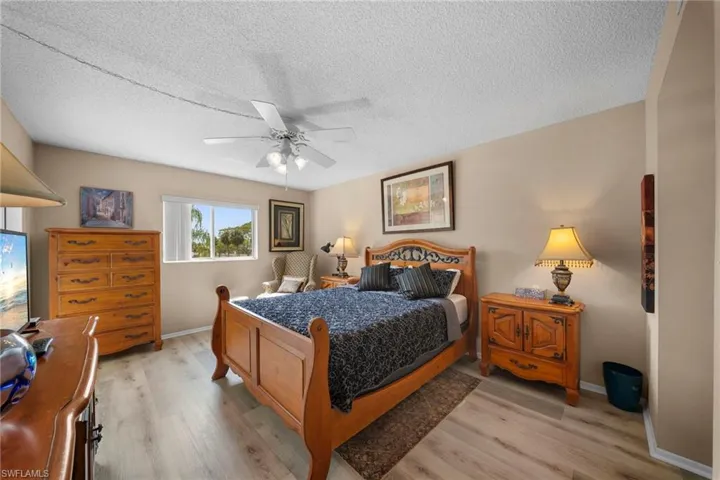 2111  Barkeley  LN, Fort Myers, FL 33907