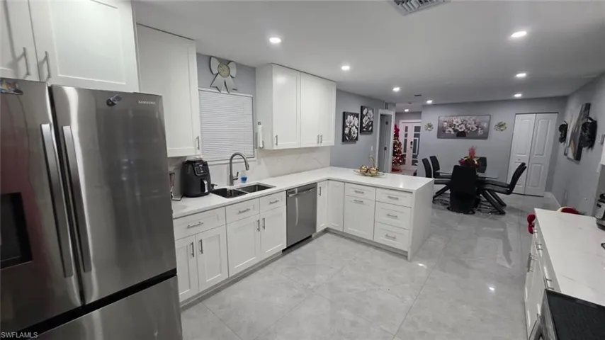 131  puffin court  , Royal Palm Beach, FL 33411