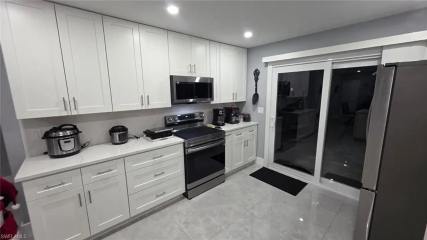 131  puffin court  , Royal Palm Beach, FL 33411