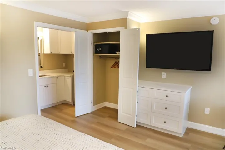 2555 Tamiami Trl N # 201, Naples Fl 34103