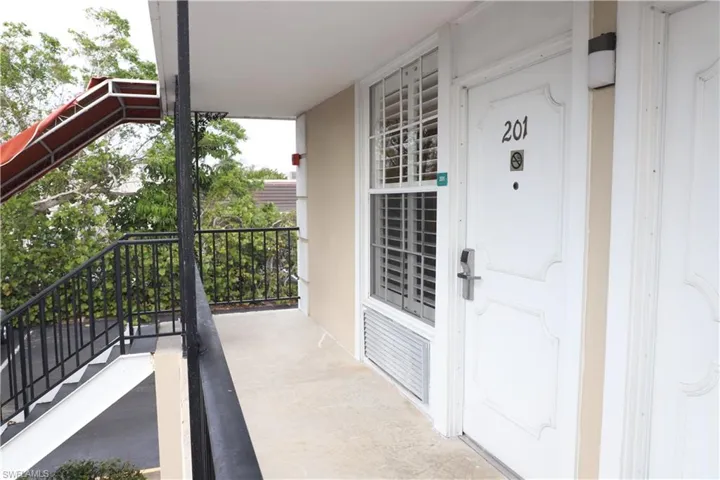 2555 Tamiami Trl N # 201, Naples Fl 34103