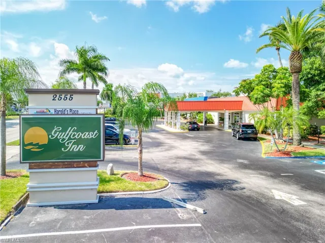 2555 Tamiami Trl N # 201, Naples Fl 34103
