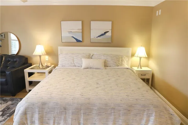 2555 Tamiami Trl N # 201, Naples Fl 34103