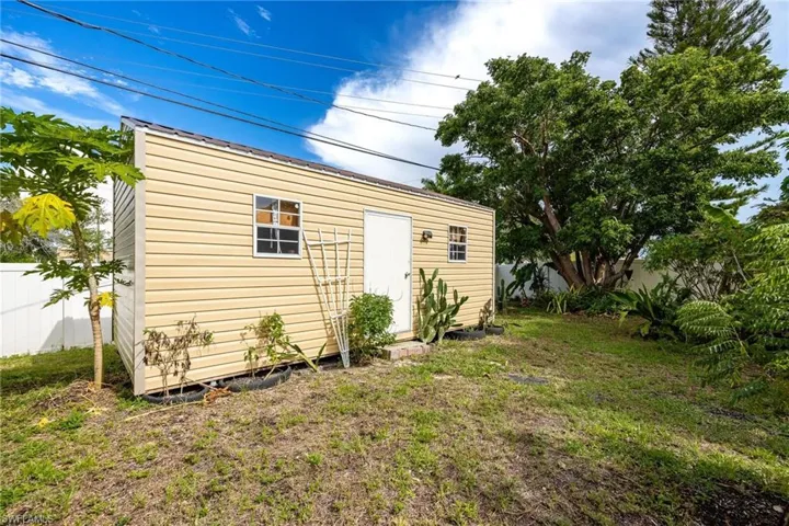 1516 SE 17th  ST, Cape Coral, FL 33990