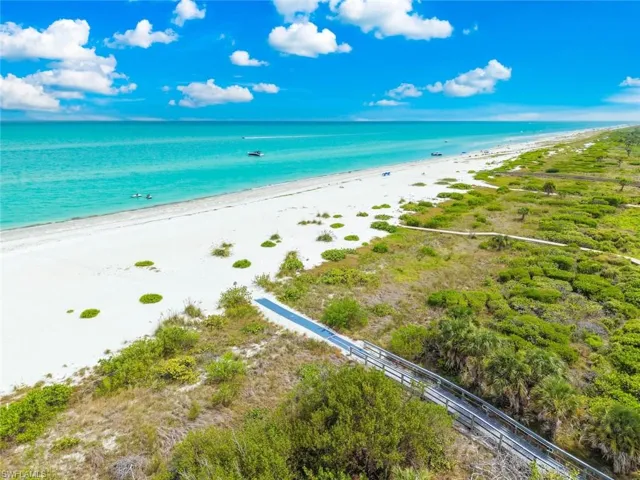 1114 Seagrape Ln, Sanibel, Florida 33957