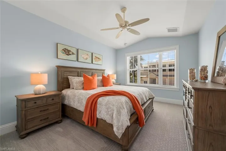 1114 Seagrape Ln, Sanibel, Florida 33957