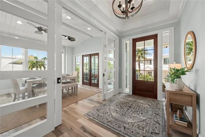 1114 Seagrape Ln, Sanibel, Florida 33957