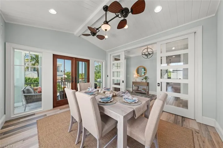 1114 Seagrape Ln, Sanibel, Florida 33957