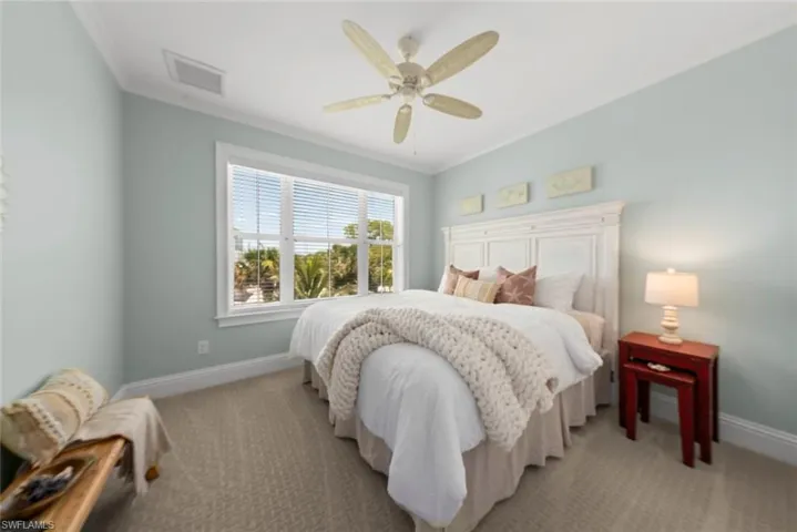 1114 Seagrape Ln, Sanibel, Florida 33957