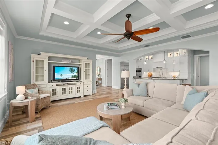 1114 Seagrape Ln, Sanibel, Florida 33957