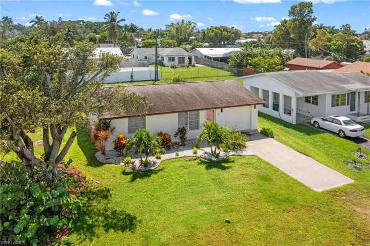 22 3rd St, Bonita Springs, Florida 34134