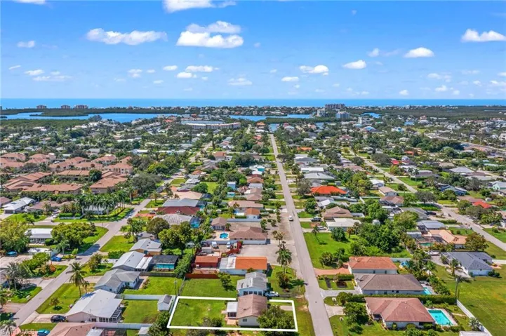 22 3rd St, Bonita Springs, Florida 34134