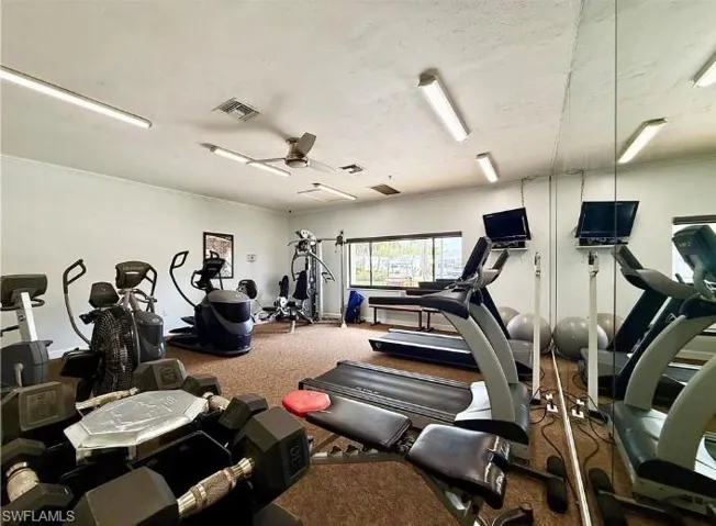 548 Cheetah Dr, Naples, Florida 34114