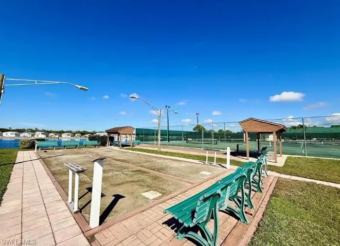 548 Cheetah Dr, Naples, Florida 34114