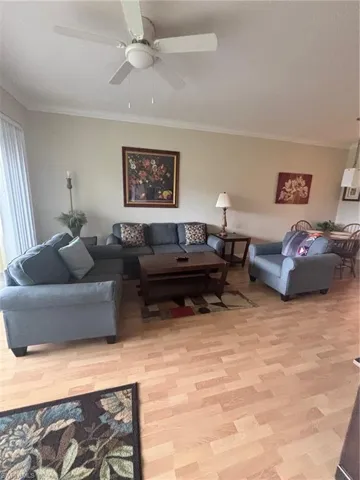6816 Sterling Greens Pl 1105, Naples, Florida 34104