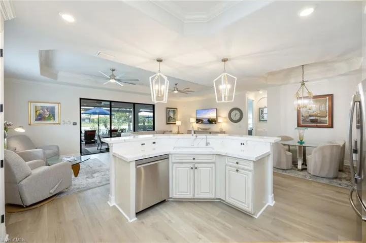 28062  Edenderry  CT, Bonita Springs, FL 34135