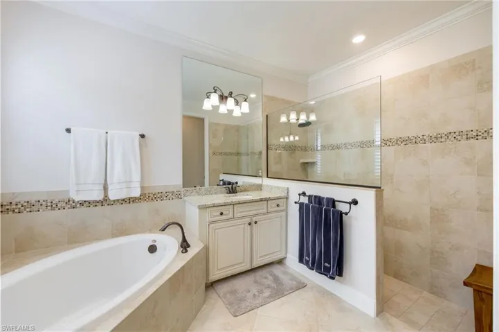28062  Edenderry  CT, Bonita Springs, FL 34135