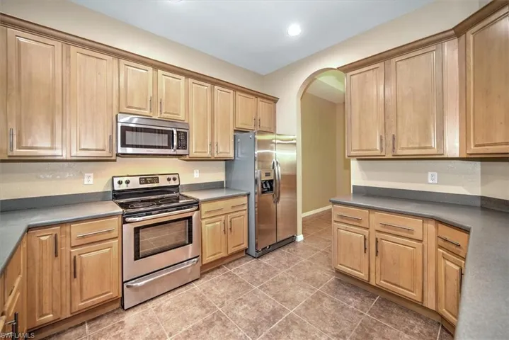 9058  Leatherwood  LOOP, Lehigh Acres, FL 33936