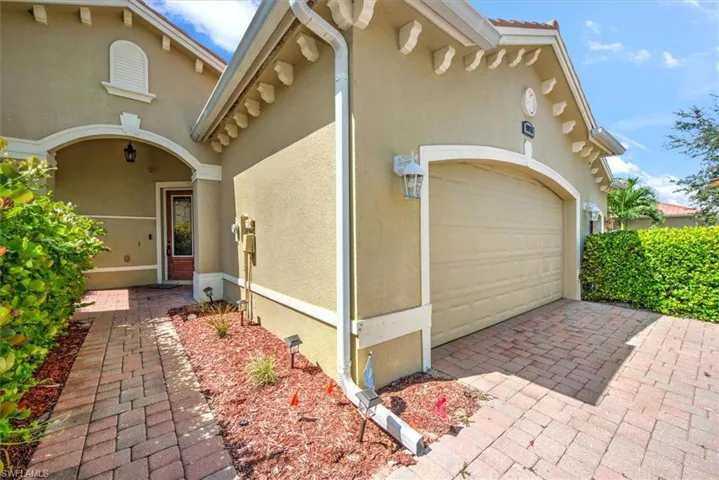 9058  Leatherwood  LOOP, Lehigh Acres, FL 33936