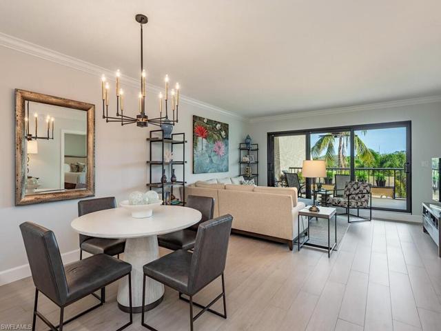 Spacious Living - Dining Area, great for entertaining