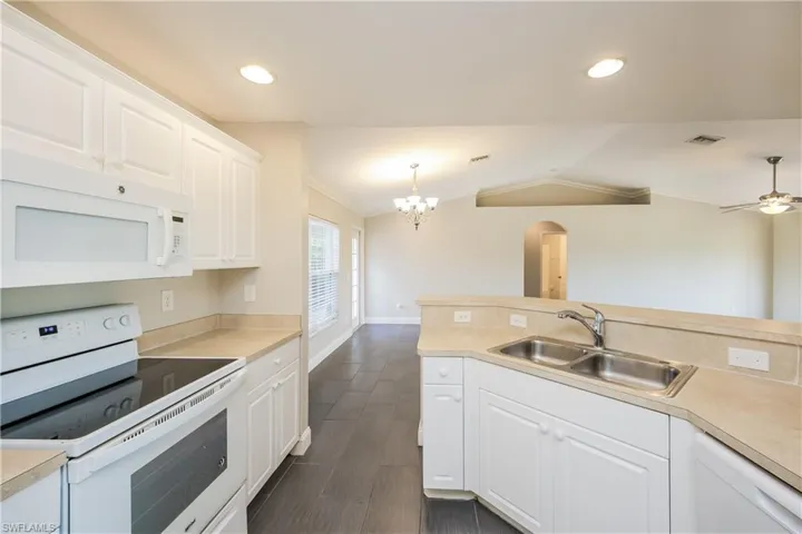 354 Pauline Ave, Lehigh Acres, Florida 33974