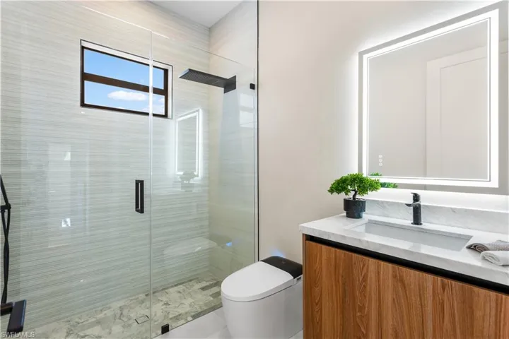 Hall bathroom #3 is thoughtfully designed for both privacy and comfort!